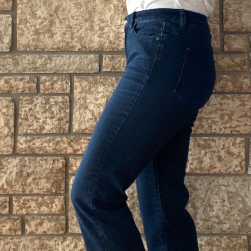 Highline Collective Jeans - Picture 3 of 5